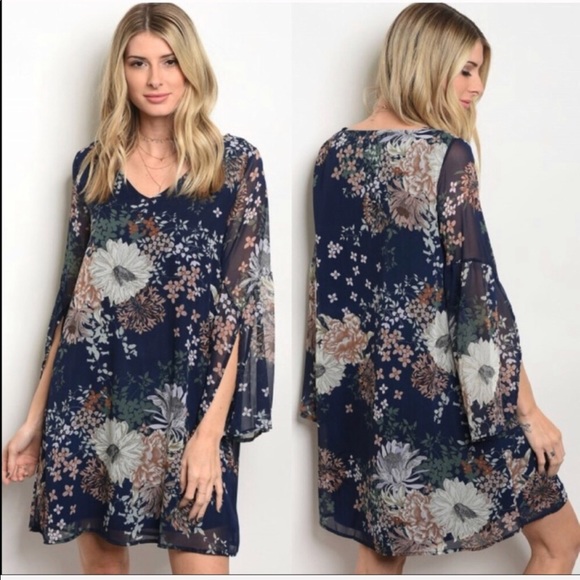 October Love Dresses & Skirts - 🆕 💲OCTOBER LOVE NAVY FLORAL DRESS